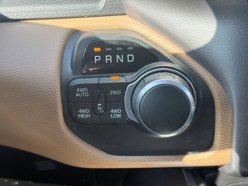Used 2019 RAM 1500 Big Horn AWD/4WD image 31
