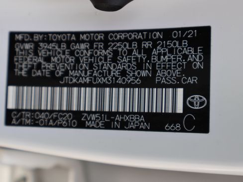 Used 2021 Toyota Prius L Eco FWD image 50