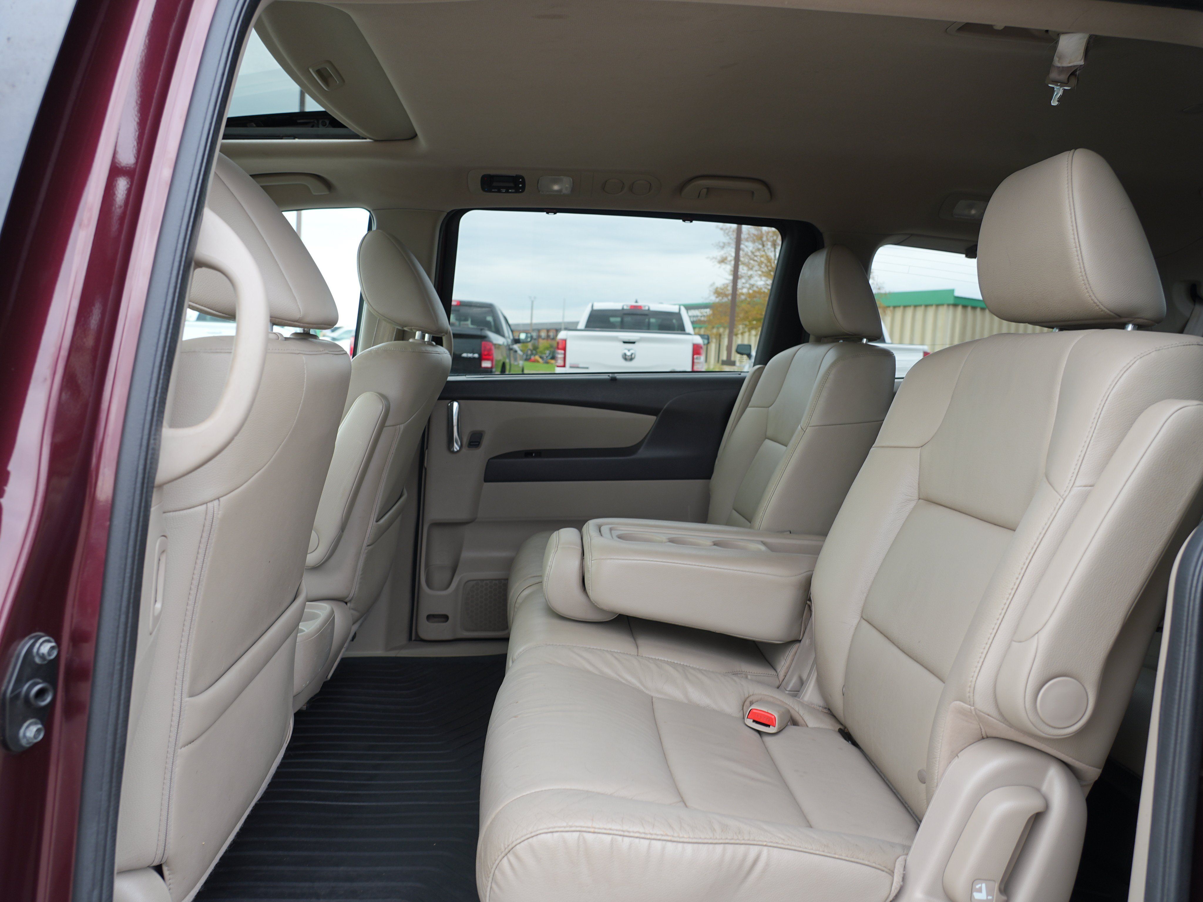Used 2015 Honda Odyssey EX-L image 17