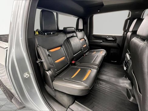 Used 2024 GMC Sierra 3500 AT4 w/ Technology Package AWD/4WD image 28