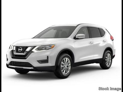Used 2018 Nissan Rogue SV