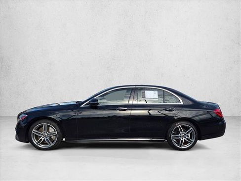 Used 2019 Mercedes-Benz E 300 image 9