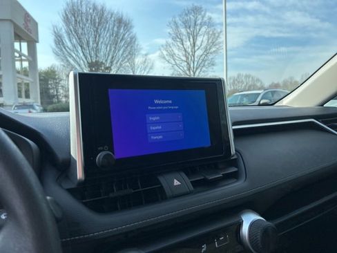 Used 2025 Toyota RAV4 LE image 21