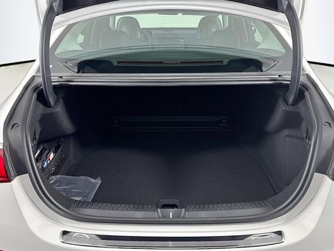 New 2026 Mercedes-Benz E 450 4MATIC Sedan image 22