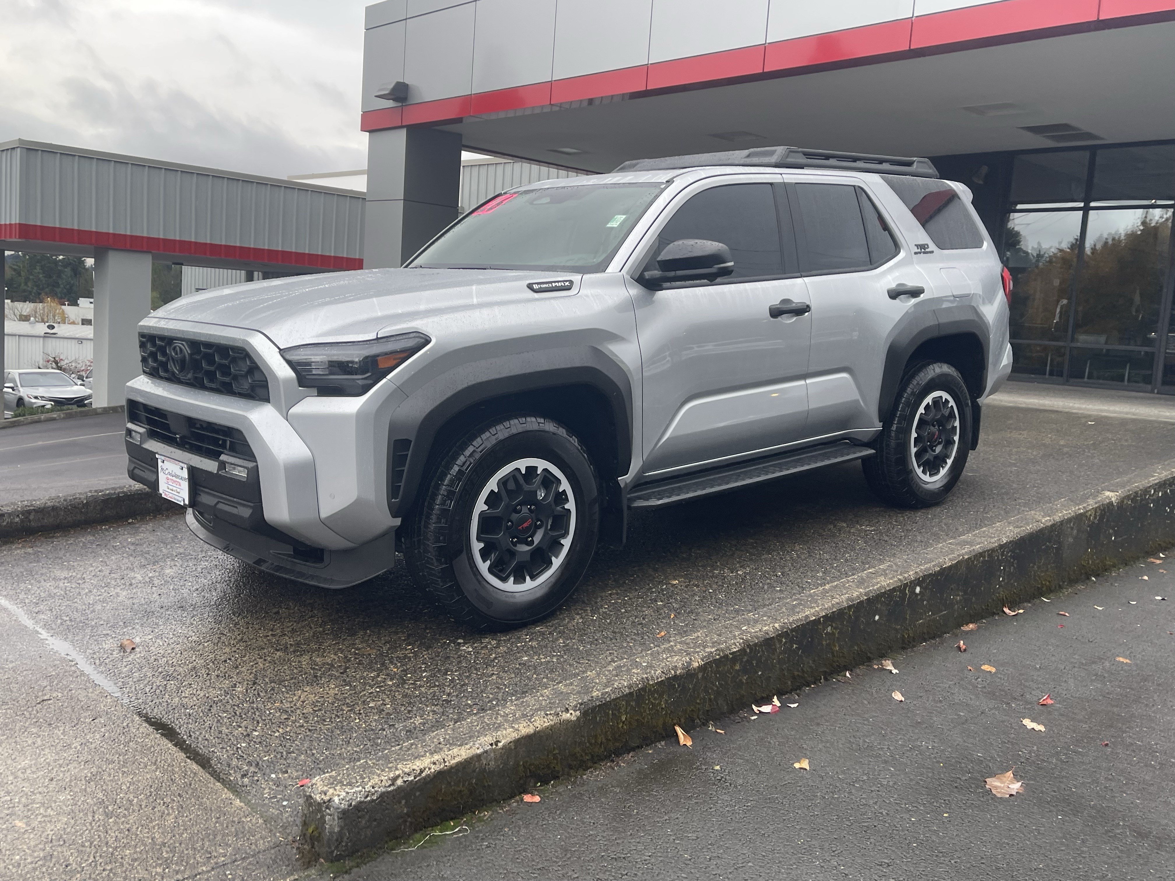 Certified 2026 Toyota 4Runner TRD Off-Road Premium AWD/4WD image 4