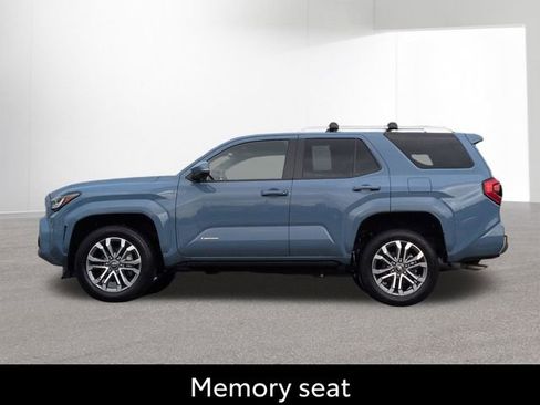 Certified 2025 Toyota 4Runner Limited AWD/4WD image 10