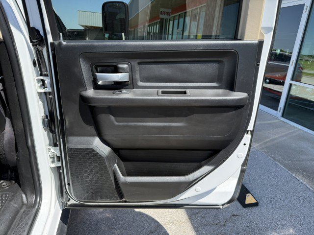 Used 2019 RAM 3500 Tradesman w/ Chrome Appearance Group AWD/4WD image 24