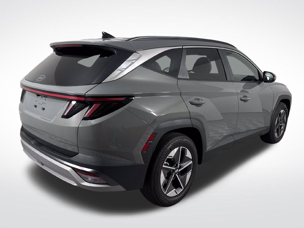 Certified 2025 Hyundai Tucson SEL FWD image 3