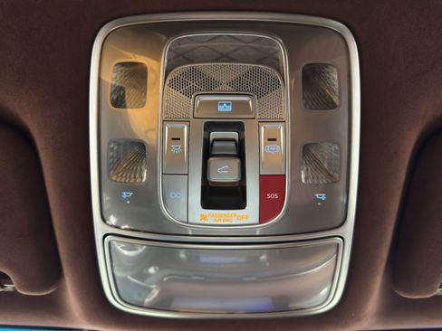 Used 2023 Genesis G90 3.5T image 40