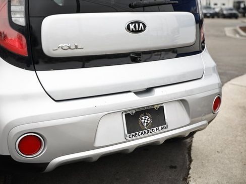 Used 2017 Kia Soul + w/ Audio Package image 5