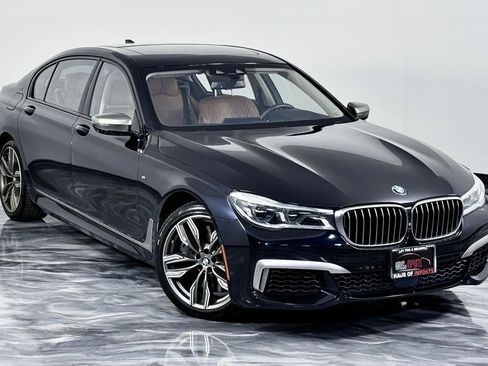 Used 2017 BMW M760i xDrive AWD/4WD image 3