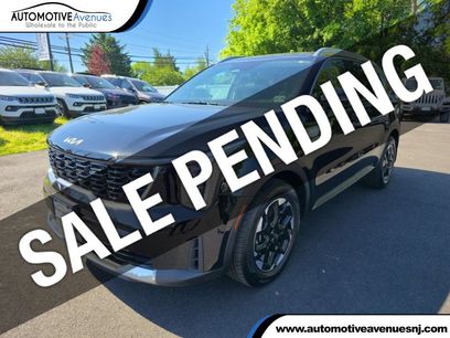 Used 2024 Kia Sorento S w/ Panoramic Sunroof Package