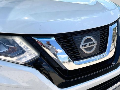 Used 2017 Nissan Rogue SL w/ SL Premium Package AWD/4WD image 29