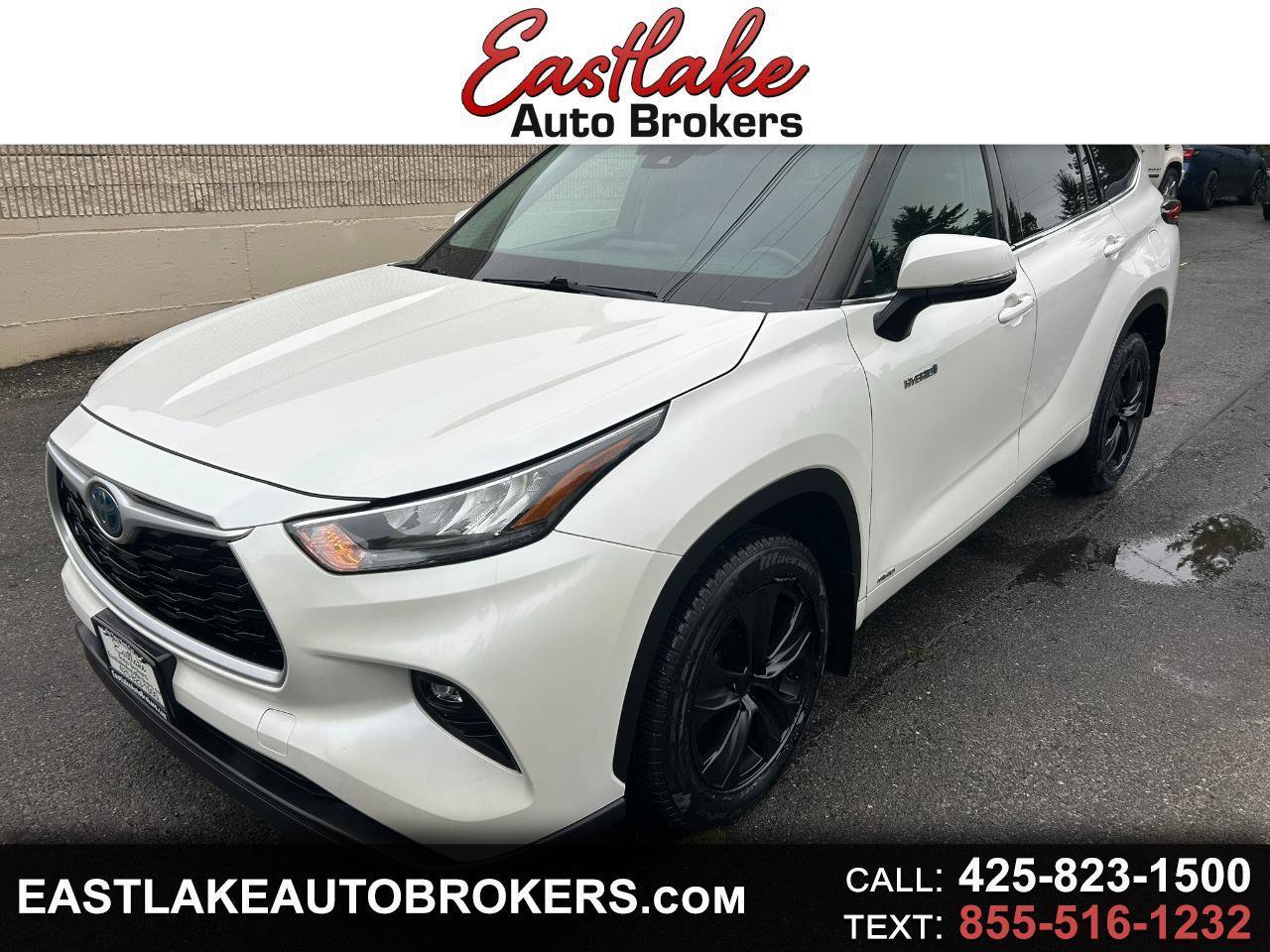 Used 2020 Toyota Highlander XLE AWD/4WD image 1