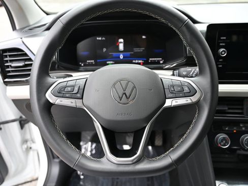 Used 2025 Volkswagen Taos S AWD/4WD image 18