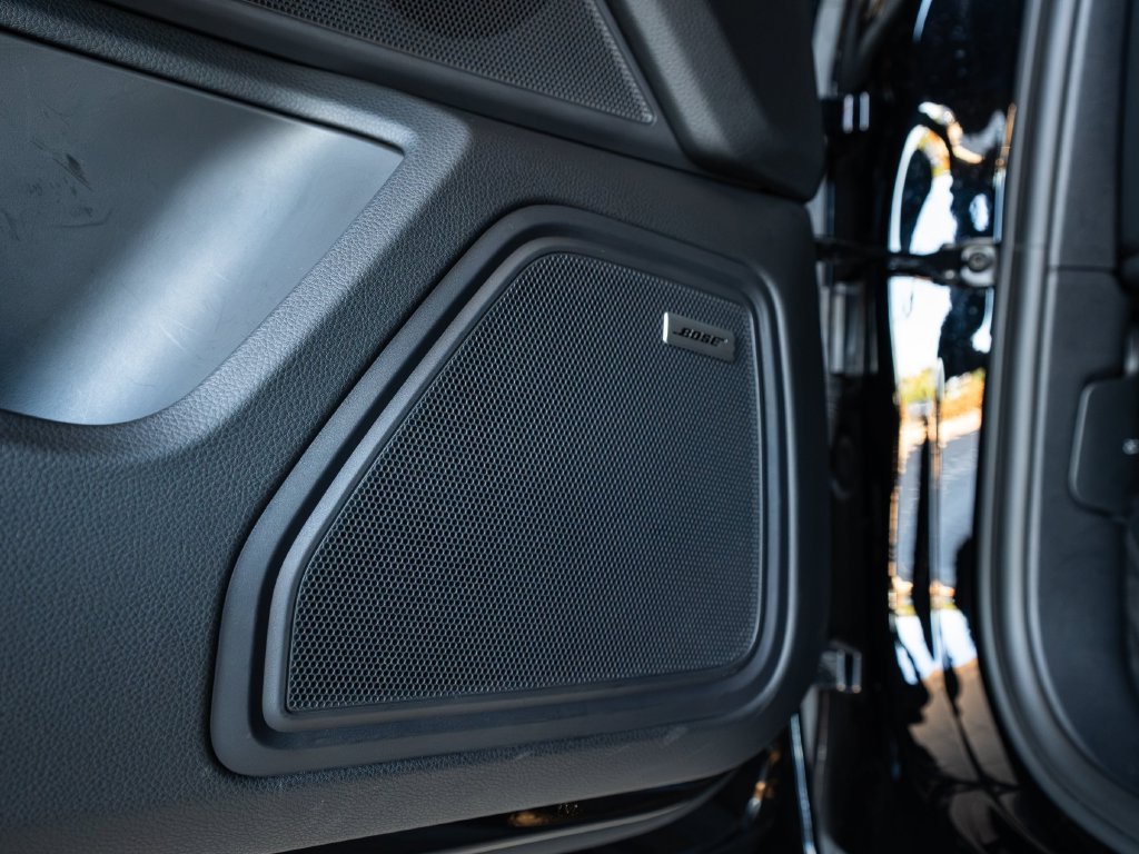 Certified 2024 Porsche Macan AWD/4WD image 21
