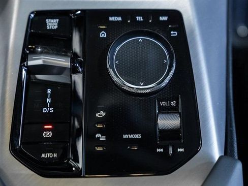 Used 2025 BMW X3 xDrive30i w/ M Sport Package image 24