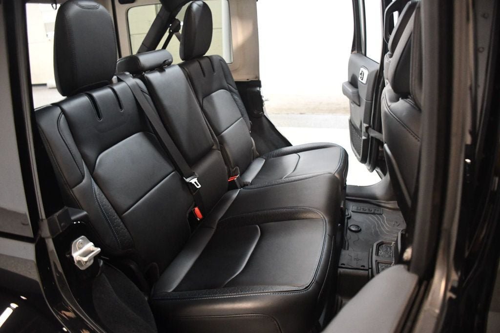 Used 2024 Jeep Wrangler High Altitude AWD/4WD image 39