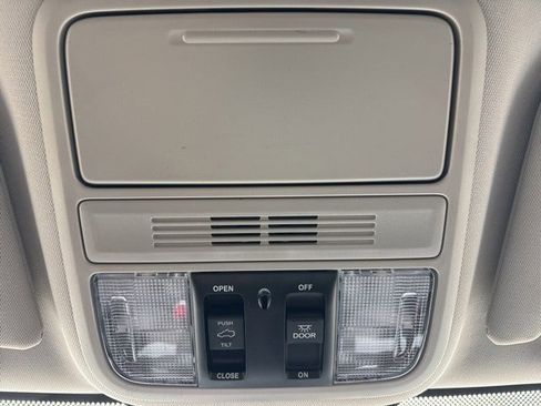 New 2026 Honda Odyssey Touring image 16