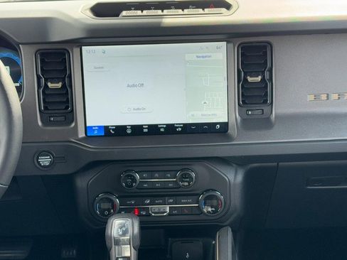 New 2026 Ford Bronco Badlands image 8