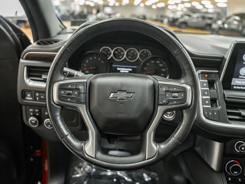 Used 2021 Chevrolet Suburban Z71 image 38