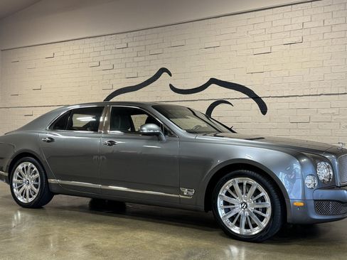 Used 2013 Bentley Mulsanne Mulliner Edition image 4