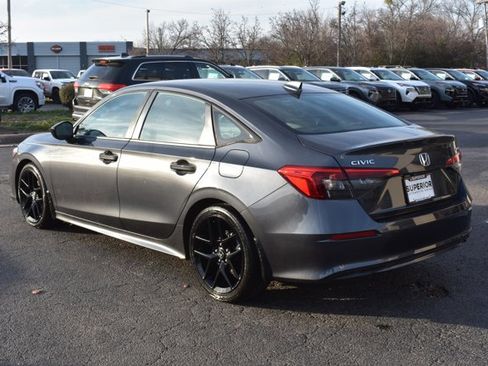 Used 2022 Honda Civic Sport image 9