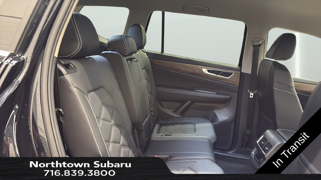 Used 2025 Volkswagen Atlas SE AWD/4WD image 19