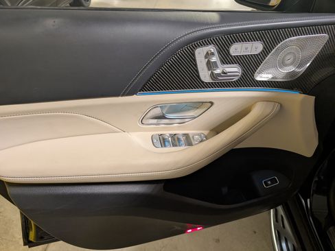 Used 2024 Mercedes-Benz GLS 63 AMG 4MATIC image 17