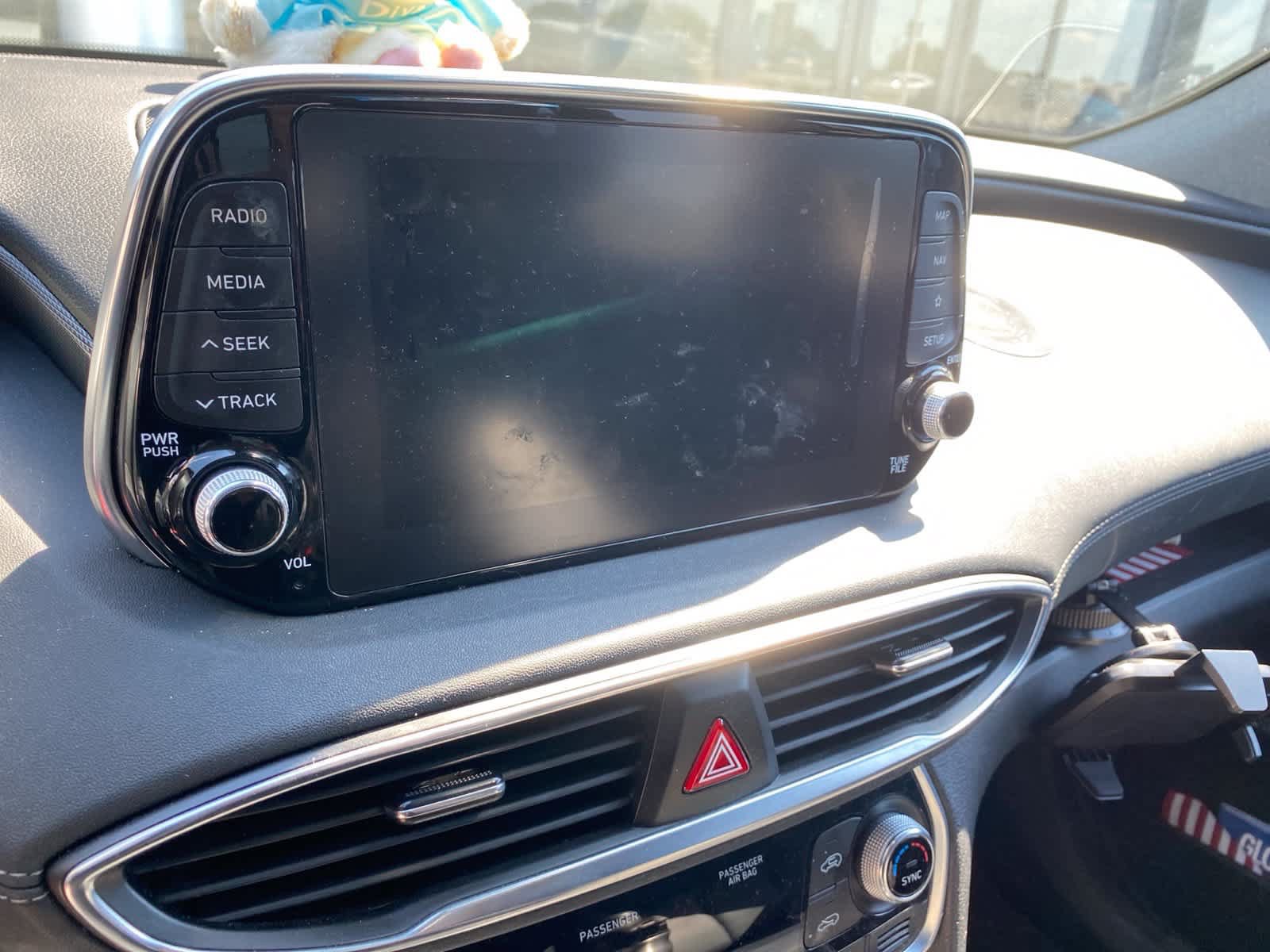 Used 2019 Hyundai Santa Fe FWD image 18