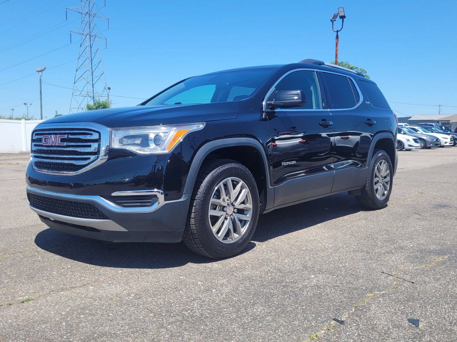 Used 2017 GMC Acadia SLE w/ Driver Alert Package I FWD image 19