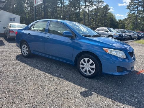 Used 2010 Toyota Corolla LE image 5