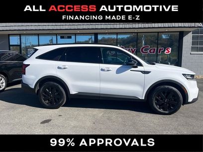 Used 2021 Kia Sorento S w/ Panoramic Sunroof Package