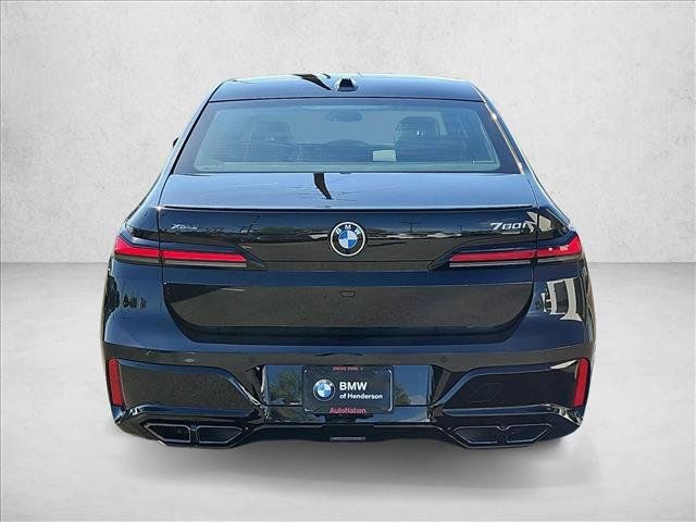 New 2026 BMW 760i xDrive w/ Executive Package AWD/4WD image 8
