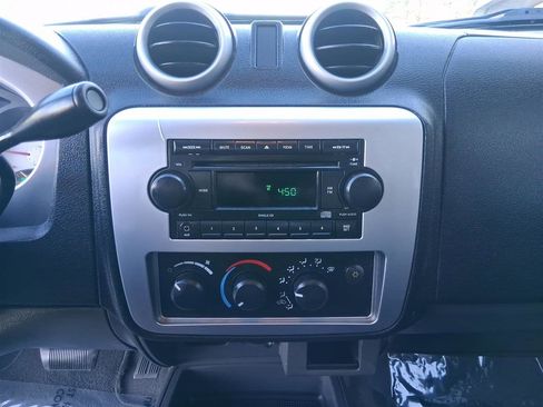 Used 2007 Mitsubishi Raider LS image 17