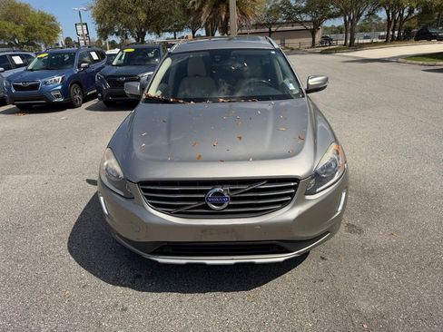 Used 2016 Volvo XC60 T6 w/ Proximity Package image 14