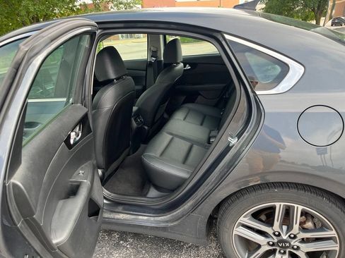 Used 2021 Kia Forte EX FWD image 11