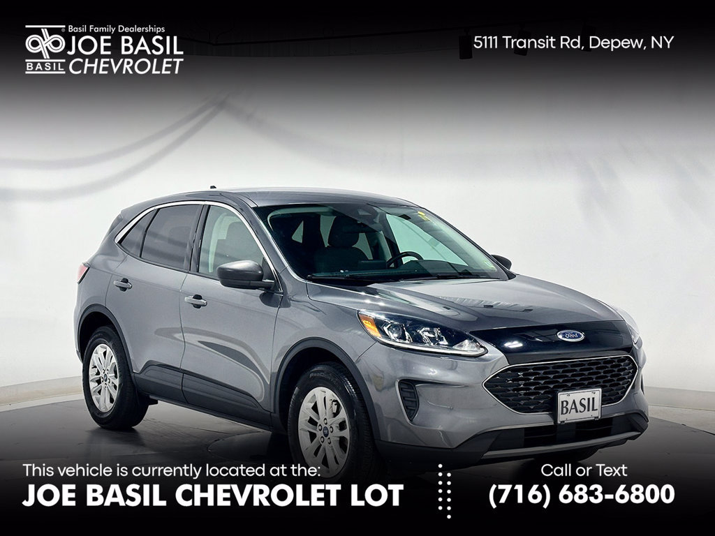 Used 2022 Ford Escape SE w/ Cold Weather Package AWD/4WD image 1