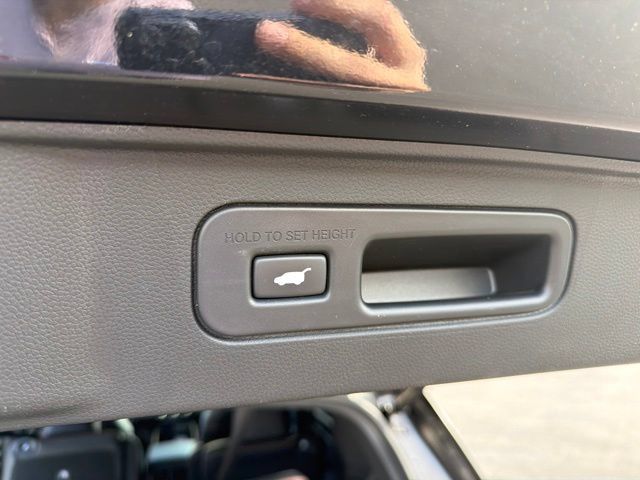 Used 2024 Honda Pilot TrailSport image 37