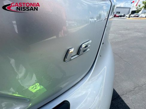 Used 2021 Toyota Corolla LE w/ LE Convenience Package FWD image 35
