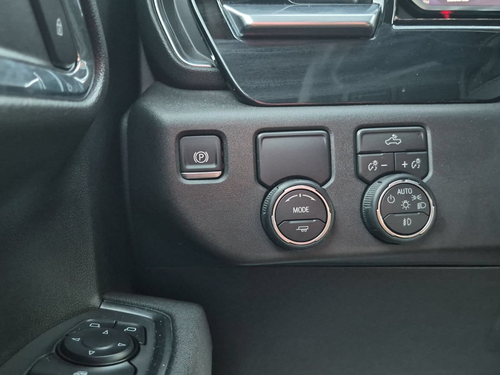 Used 2026 Chevrolet Silverado 1500 RST RWD image 16