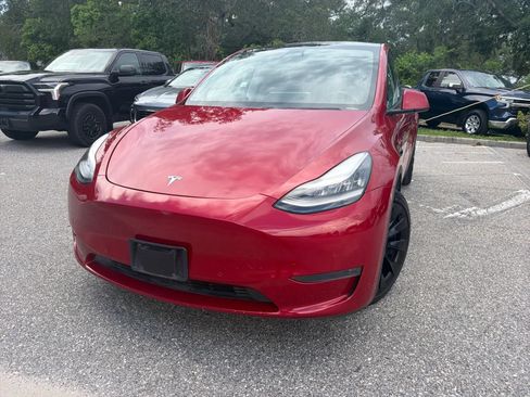 Used 2020 Tesla Model Y Long Range AWD/4WD image 3