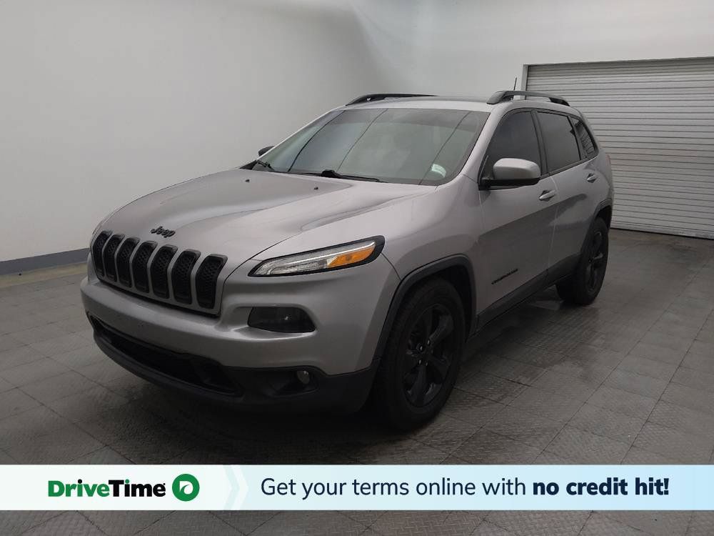 Used 2018 Jeep Cherokee Latitude w/ Altitude Package FWD image 1