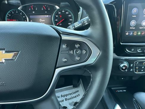 Used 2023 Chevrolet Traverse LT FWD image 15