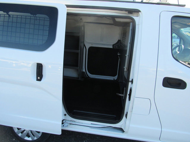 Used 2021 Nissan NV200 SV w/ Sliding Door Glass Package FWD image 17
