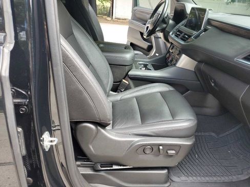 Used 2021 Chevrolet Tahoe Z71 w/ Z71 Off-Road Package image 35