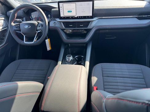 New 2026 Ford Explorer ST-Line w/ ST-Line Street Pack image 7