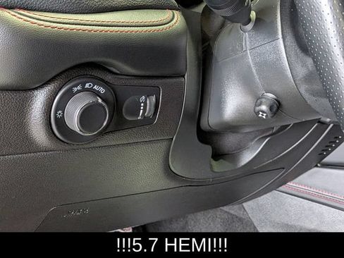 Used 2025 Dodge Durango R/T AWD/4WD image 14