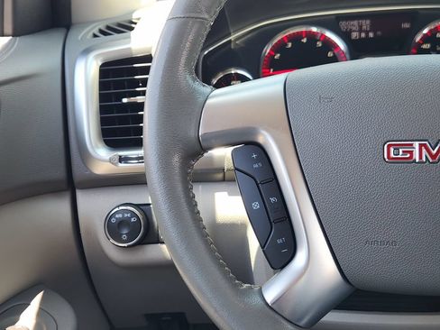 Used 2016 GMC Acadia SLE FWD image 25