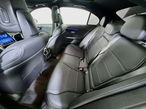 Used 2023 Mercedes-Benz C 300 Sedan image 24